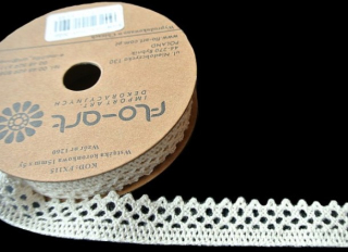 Stuha Krajka 1,5cm/4,5m Ecri